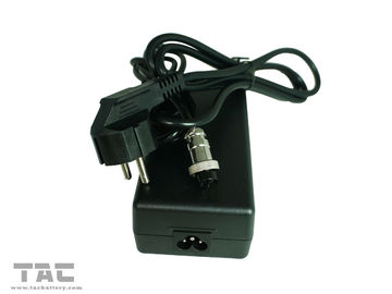 Hot Sale 36V / 43.8V draagbare batterij opladers, motorfiets batterij oplader Custom