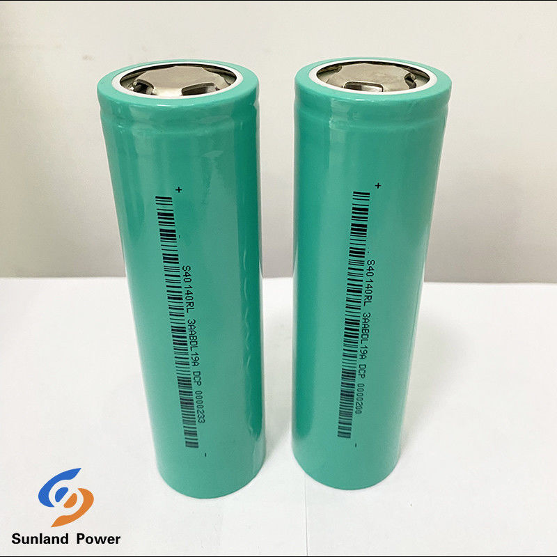 3.0V 15Ah cilindrische natriumionbatterij 40140 Batterij met 3C-snelheid voor zonne-energiesysteem
