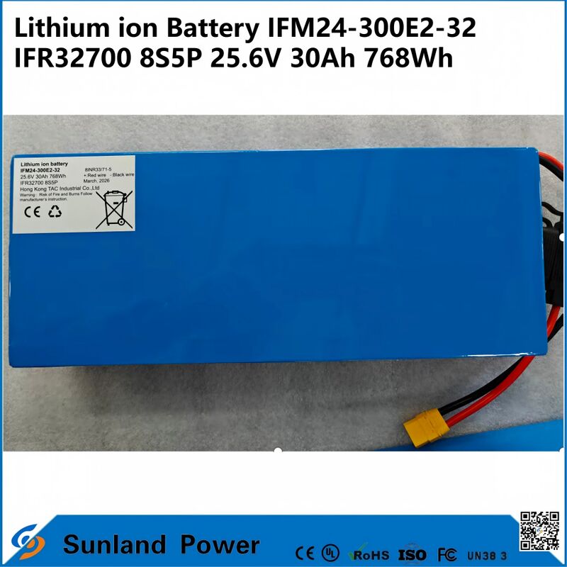 IFM Pro 25.6V 30Ah industriële batterij aangedreven door IFR32700 cellen, 8S5P, 768Wh. Gebouwd voor AGV's, robots en zonneopslag.