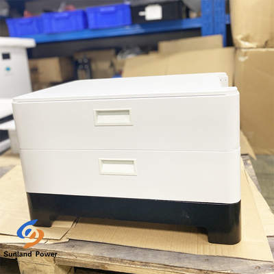 Laag Voltage die het Systeem 51.2V 100AH 5000WH van de Zonne-energieopslag met Omschakelaar stapelen
